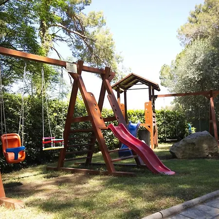 Mediterranean Village San Antonio 3* ビオグラード・ナ・モル