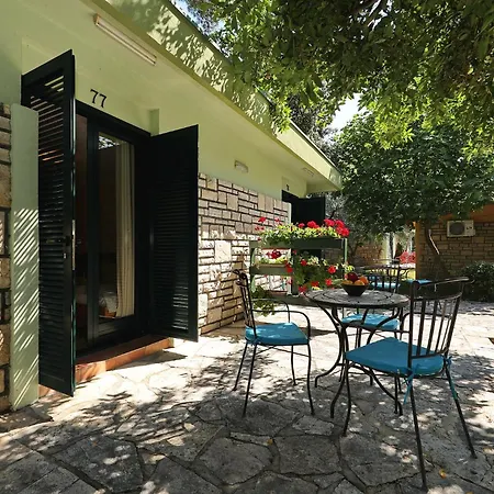 Hotel Mediterranean Village San Antonio 3*