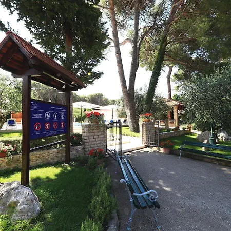 Mediterranean Village San Antonio ビオグラード・ナ・モル