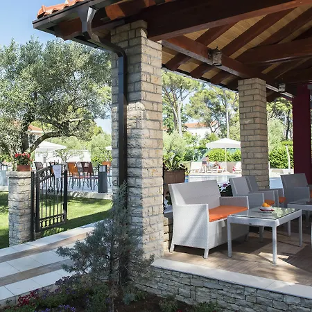 Hotel Mediterranean Village San Antonio