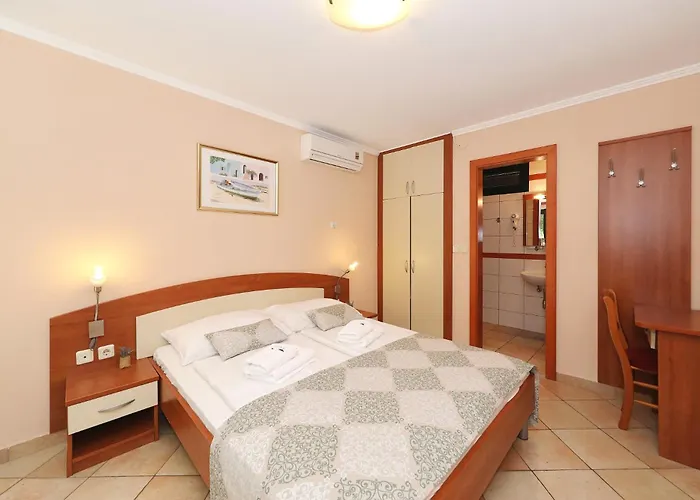 Mediterranean Village San Antonio 3* 비오그라드나모루