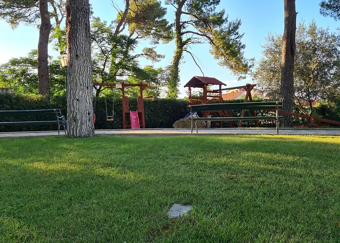Mediterranean Village San Antonio 3* 비오그라드나모루