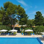 Mediterranean Village San Antonio 3* 比奥格勒·纳·莫鲁