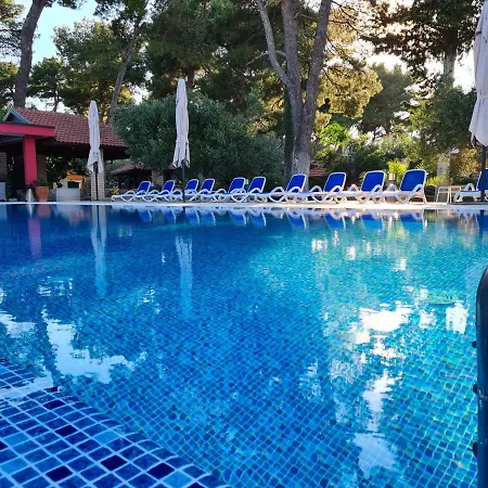 Mediterranean Village San Antonio 3* بيوغْغاد نا موغو
