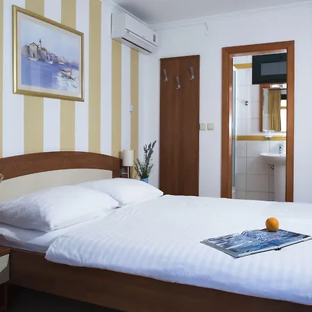 Hotel Mediterranean Village San Antonio