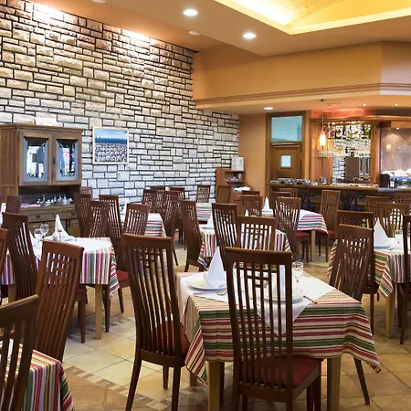 Hotel Mediterranean Village San Antonio 3*