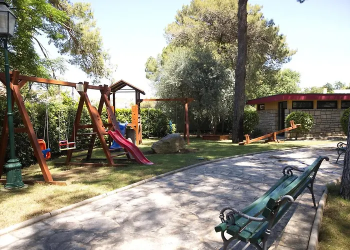 Mediterranean Village San Antonio Биоград-на-Мору