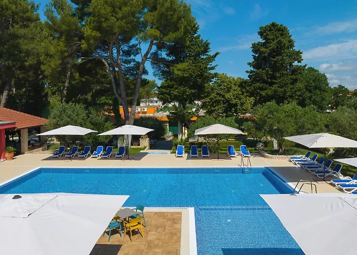 Hotell Mediterranean Village San Antonio Biograd Na Moru