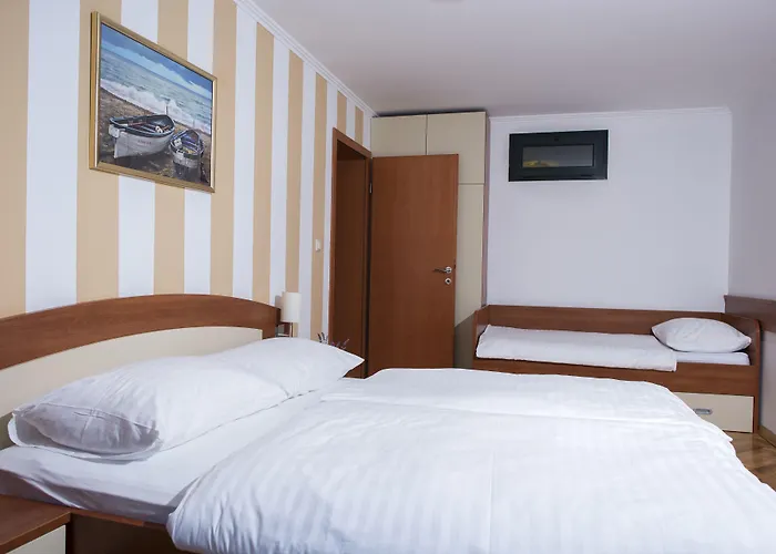 Mediterranean Village San Antonio Hotell