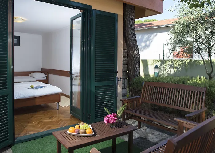 Hotell Mediterranean Village San Antonio Biograd Na Moru