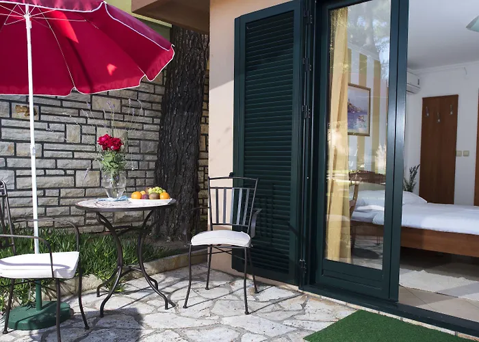 Mediterranean Village San Antonio Отель