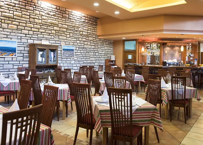 Отель Mediterranean Village San Antonio 3*