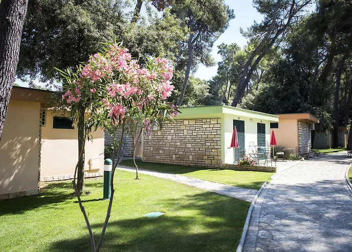 Hotell Mediterranean Village San Antonio Biograd Na Moru