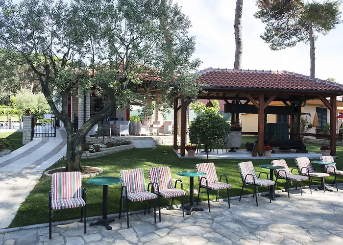 Mediterranean Village San Antonio Отель 3*